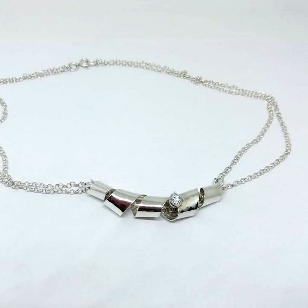 Collana Lucia De Carolis